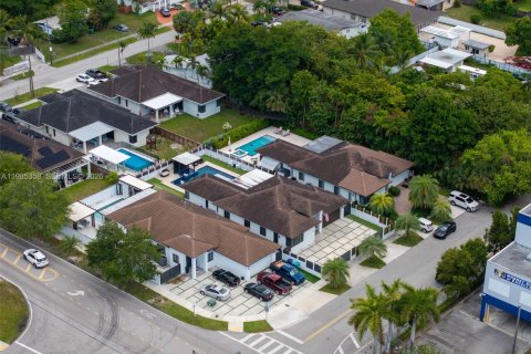 Купить виллу или дом в Майами, Флорида 4 спальни, 186.83м2, № 2050780 - фото 6