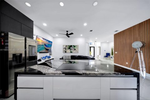 Купить виллу или дом в Майами, Флорида 4 спальни, 186.83м2, № 2050780 - фото 20