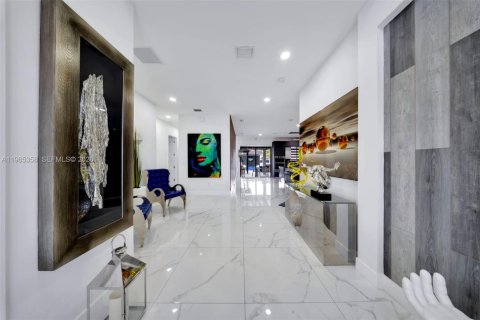 Купить виллу или дом в Майами, Флорида 4 спальни, 186.83м2, № 2050780 - фото 10