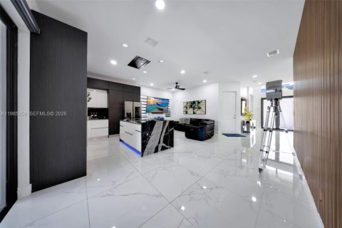 Купить виллу или дом в Майами, Флорида 4 спальни, 186.83м2, № 2050780 - фото 18