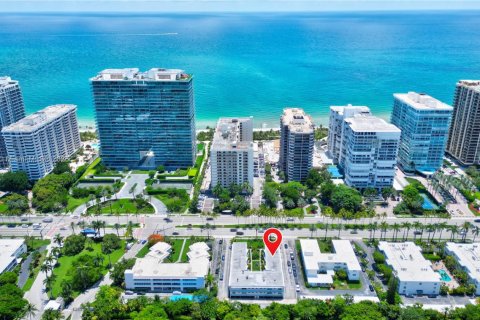 Купить кондоминиум в Бэл-Харбор, Флорида 1 спальня, 74.32м2, № 1830666 - фото 1