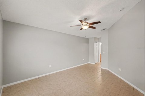 Villa ou maison à vendre à Riverview, Floride: 4 chambres, 140.38 m2 № 2410430 - photo 8