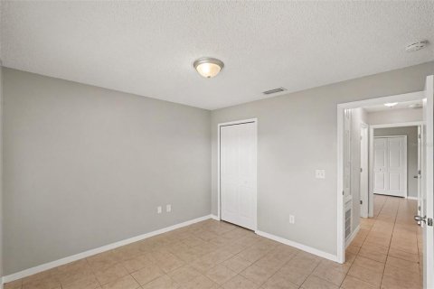 Villa ou maison à vendre à Riverview, Floride: 4 chambres, 140.38 m2 № 2410430 - photo 10