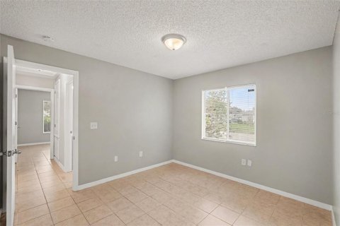Villa ou maison à vendre à Riverview, Floride: 4 chambres, 140.38 m2 № 2410430 - photo 12