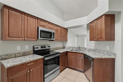Villa ou maison à vendre à Riverview, Floride: 4 chambres, 140.38 m2 № 2410430 - photo 6