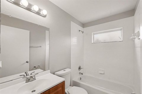 Villa ou maison à vendre à Riverview, Floride: 4 chambres, 140.38 m2 № 2410430 - photo 16