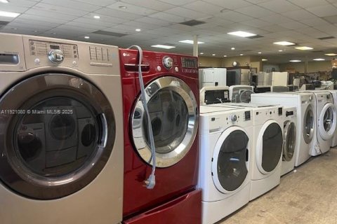 Immobilier commercial à vendre à Fort Lauderdale, Floride № 1975268 - photo 1