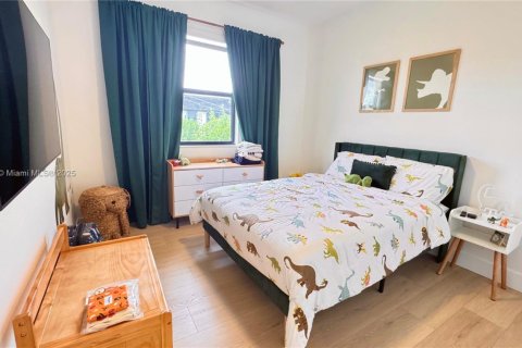 Adosado en venta en Miami Lakes, Florida, 3 dormitorios, 147.53 m2 № 1951944 - foto 30