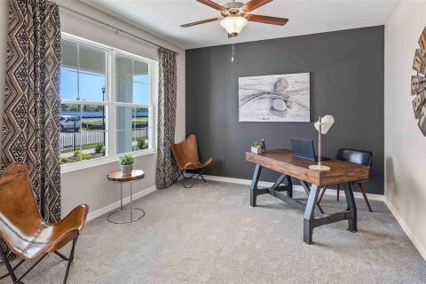 Casa en venta en Dade City, Florida, 5 dormitorios, 242.01 m2 № 1894446 - foto 3