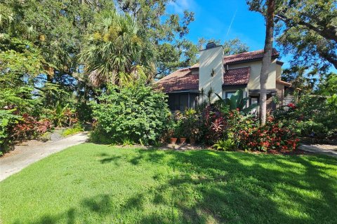 Copropriété à louer à Sarasota, Floride: 2 chambres, 108.23 m2 № 1919192 - photo 1