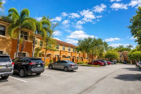 Touwnhouse à louer à Miramar, Floride: 3 chambres, 116.69 m2 № 2247867 - photo 23