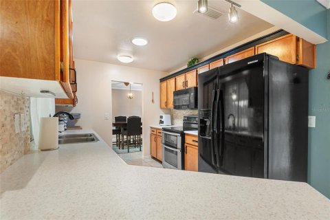 Villa ou maison à vendre à Kissimmee, Floride: 4 chambres, 173.63 m2 № 1819107 - photo 8