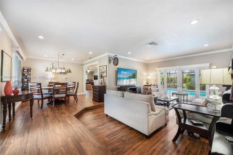 Villa ou maison à vendre à Palmetto Bay, Floride: 4 chambres, 210.33 m2 № 2417823 - photo 3