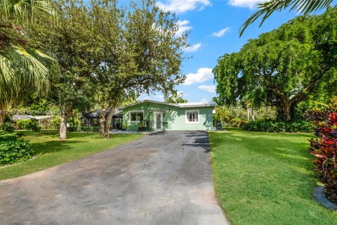 Villa ou maison à vendre à Palmetto Bay, Floride: 4 chambres, 210.33 m2 № 2417823 - photo 21