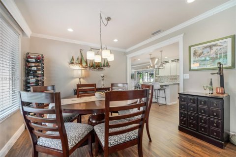 Villa ou maison à vendre à Palmetto Bay, Floride: 4 chambres, 210.33 m2 № 2417823 - photo 5