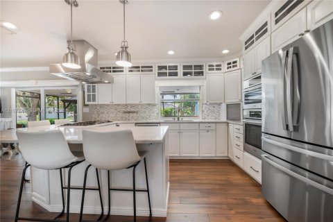 Villa ou maison à vendre à Palmetto Bay, Floride: 4 chambres, 210.33 m2 № 2417823 - photo 7