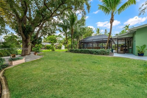 Villa ou maison à vendre à Palmetto Bay, Floride: 4 chambres, 210.33 m2 № 2417823 - photo 22