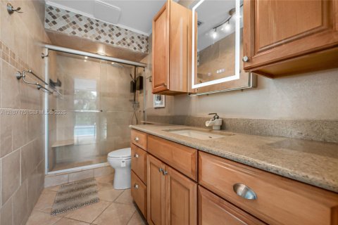 Villa ou maison à vendre à Palmetto Bay, Floride: 4 chambres, 210.33 m2 № 2417823 - photo 11