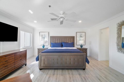 Adosado en venta en Lauderdale-by-the-Sea, Florida, 4 dormitorios, 260.87 m2 № 2427752 - foto 19