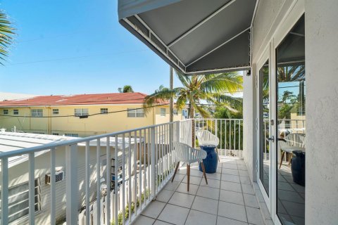 Adosado en venta en Lauderdale-by-the-Sea, Florida, 4 dormitorios, 260.87 m2 № 2427752 - foto 21
