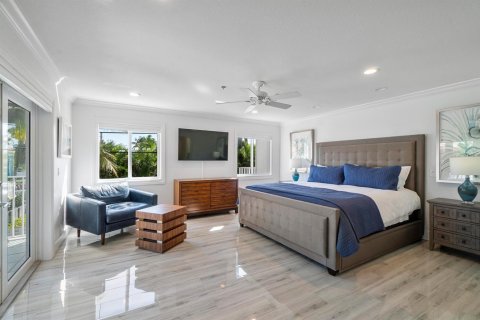 Adosado en venta en Lauderdale-by-the-Sea, Florida, 4 dormitorios, 260.87 m2 № 2427752 - foto 18