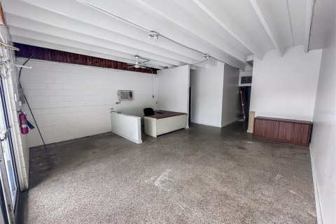 Купить коммерческую недвижимость в Окала, Флорида 334.45м2, № 2218378 - фото 8