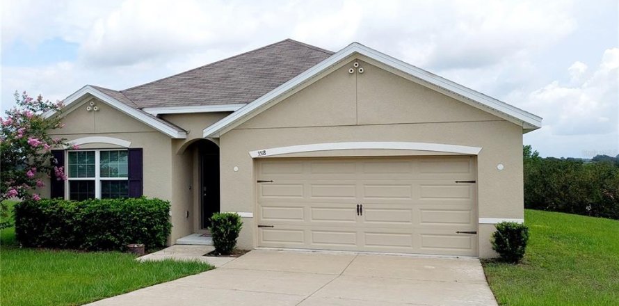 Villa ou maison à Beverly Hills, Floride 4 chambres, 169.83 m2 № 2388588