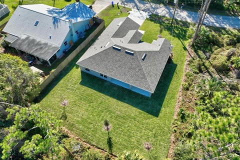 House in Palm Coast, Florida 3 bedrooms, 185.06 sq.m. № 1280036 - photo 9