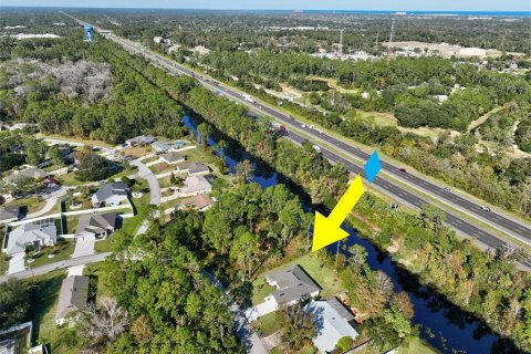 House in Palm Coast, Florida 3 bedrooms, 185.06 sq.m. № 1280036 - photo 17