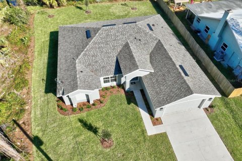 House in Palm Coast, Florida 3 bedrooms, 185.06 sq.m. № 1280036 - photo 7