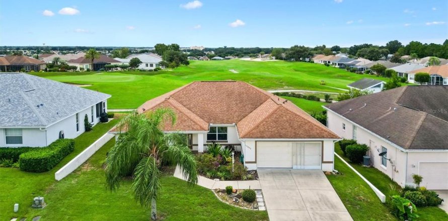 Villa ou maison à Summerfield, Floride 3 chambres, 165.55 m2 № 1907689