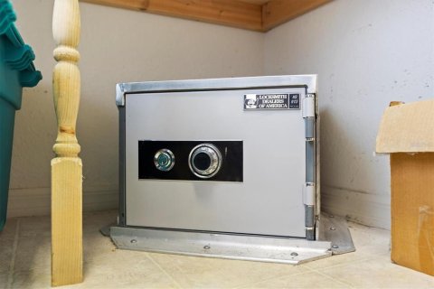 House in Summerfield, Florida 3 bedrooms, 165.55 sq.m. № 1907689 - photo 30