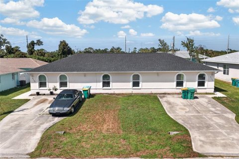 Immobilier commercial à vendre à Englewood, Floride: 4 chambres, 180.6 m2 № 2379695 - photo 19