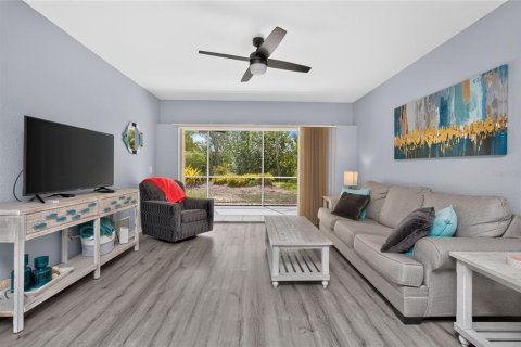 Copropriété à vendre à Rotonda, Floride: 2 chambres, 114.27 m2 № 2230522 - photo 5