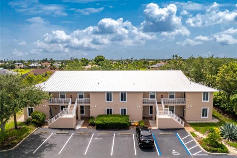 Copropriété à vendre à Rotonda, Floride: 2 chambres, 114.27 m2 № 2230522 - photo 4