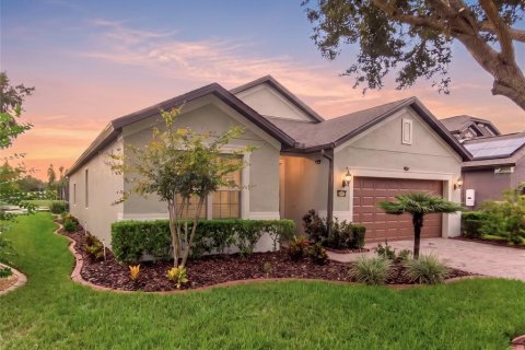 Casa en Davenport, Florida 3 dormitorios, 203.08 m2 № 2410544