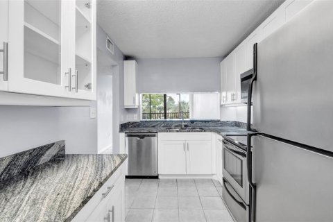 Copropriété à vendre à Tampa, Floride: 2 chambres, 94.67 m2 № 1907377 - photo 29