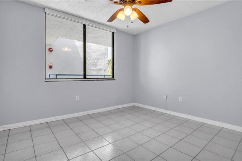 Copropriété à vendre à Tampa, Floride: 2 chambres, 94.67 m2 № 1907377 - photo 15
