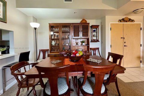 Condo in Doral, Florida, 3 bedrooms  № 2015002 - photo 7