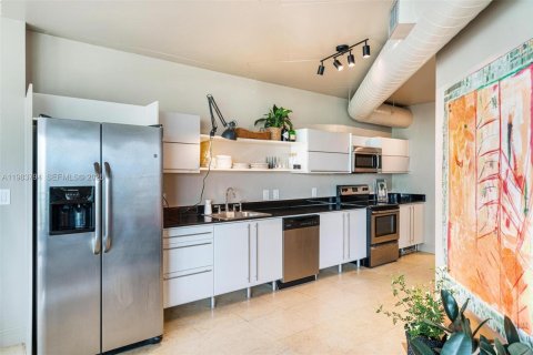 Купить кондоминиум в Майами, Флорида 67.54м2, № 2048030 - фото 17