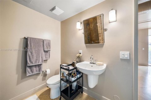 Купить кондоминиум в Майами, Флорида 67.54м2, № 2048030 - фото 15