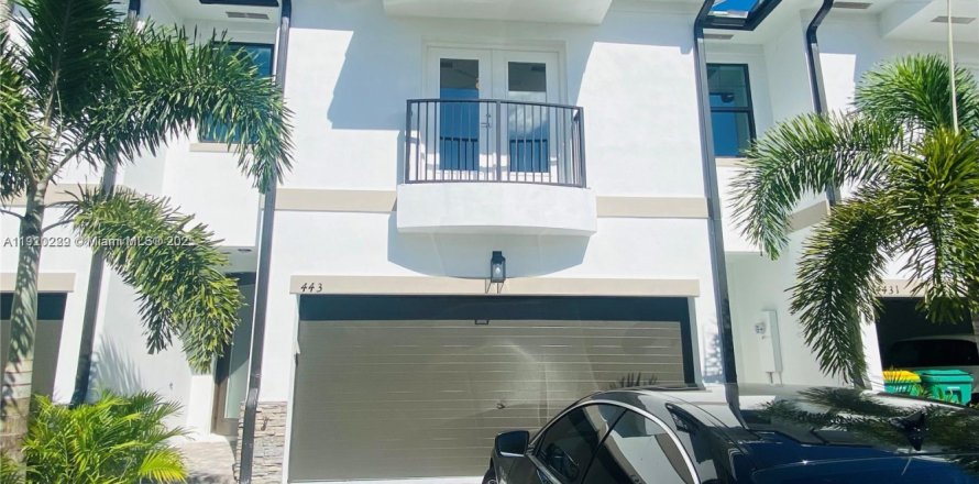 Touwnhouse à Dania Beach, Floride 3 chambres, 184.13 m2 № 1966436