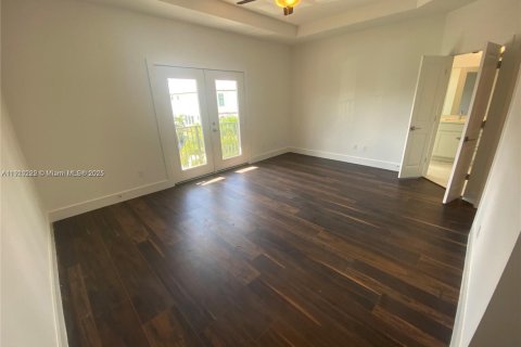 Touwnhouse à louer à Dania Beach, Floride: 3 chambres, 184.13 m2 № 1966436 - photo 5