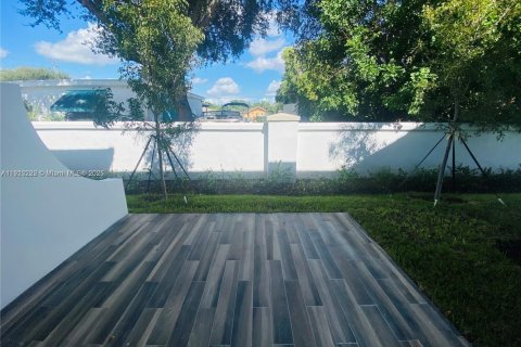 Touwnhouse à louer à Dania Beach, Floride: 3 chambres, 184.13 m2 № 1966436 - photo 9