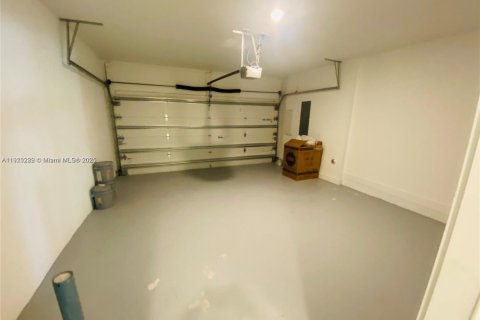 Touwnhouse à louer à Dania Beach, Floride: 3 chambres, 184.13 m2 № 1966436 - photo 11