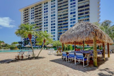Condo in Clearwater, Florida, 2 bedrooms № 2391739 - photo 30