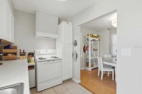 Casa en venta en Mims, Florida, 3 dormitorios, 81.38 m2 № 2094309 - foto 10