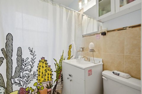 Casa en venta en Mims, Florida, 3 dormitorios, 81.38 m2 № 2094309 - foto 15