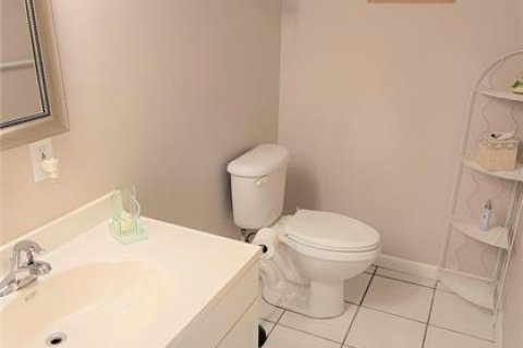 Condo in Bradenton, Florida, 1 bedroom № 2097422 - photo 13