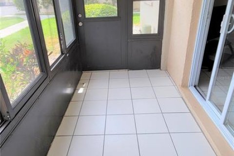 Condo in Bradenton, Florida, 1 bedroom № 2097422 - photo 16